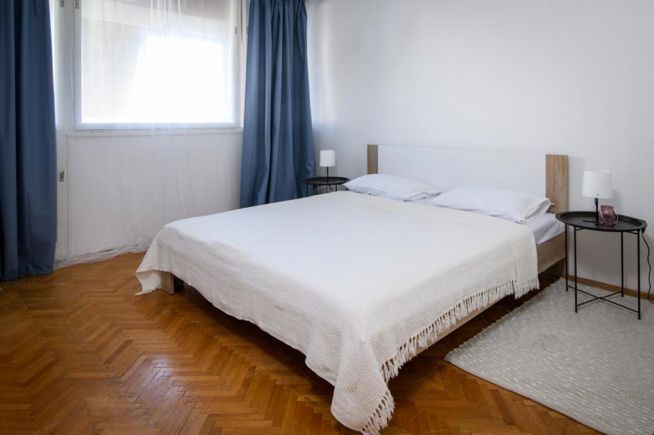 Green Door Apartment สปลิท ภายนอก รูปภาพ
